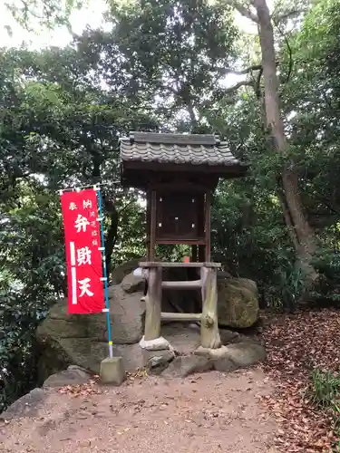 蓮華寺の末社