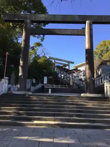 伊勢山皇大神宮の鳥居