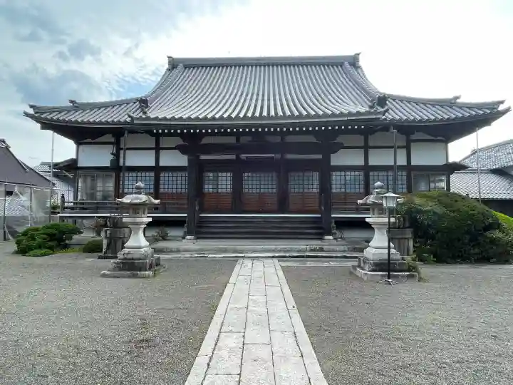 明性寺の{uncategorized: "未分類", other: "その他", undefined: "問題あり", building: "その他建物", grave: "お墓", sacred_gate: "鳥居", guardian: "狛犬", statue: "像", buddha: "仏像", history: "歴史", nature: "自然", garden: "庭園", animal: "動物", pagoda: "塔", temizu: "手水舎", mountain_gate: "山門・神門", sanctuary: "本殿・本堂", subordinate: "末社・摂社", art: "芸術", scenery: "景色", jizo: "地蔵", ema: "絵馬", goshuin: "御朱印", omikuji: "おみくじ", items: "授与品その他", amulet: "お守り", goshuincho: "御朱印帳", eats: "食事", festival: "お祭り", votive_dance: "神楽", shichigosan: "七五三参", wedding: "結婚式", experience: "体験その他", initially: "初詣", around: "周辺", anti_infection: "感染症対策"}