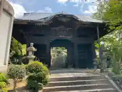 相応寺の山門