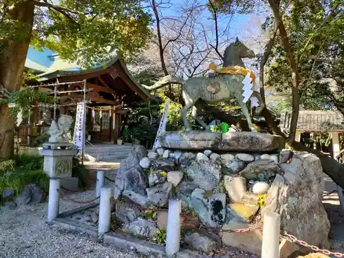 萱津神社の像