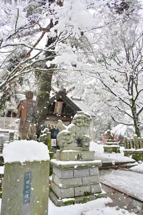 春日山神社(新潟県)