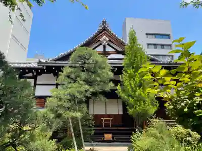 宝蔵寺の本殿・本堂