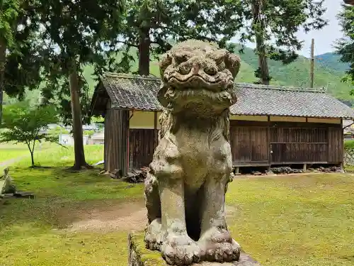 貴船神社の狛犬