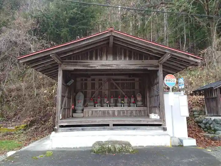 新田地蔵堂(岐阜県)