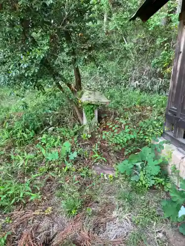 玉田生駒神社の{uncategorized: "未分類", other: "その他", undefined: "問題あり", building: "その他建物", grave: "お墓", sacred_gate: "鳥居", guardian: "狛犬", statue: "像", buddha: "仏像", history: "歴史", nature: "自然", garden: "庭園", animal: "動物", pagoda: "塔", temizu: "手水舎", mountain_gate: "山門・神門", sanctuary: "本殿・本堂", subordinate: "末社・摂社", art: "芸術", scenery: "景色", jizo: "地蔵", ema: "絵馬", goshuin: "御朱印", omikuji: "おみくじ", items: "授与品その他", amulet: "お守り", goshuincho: "御朱印帳", eats: "食事", festival: "お祭り", votive_dance: "神楽", shichigosan: "七五三参", wedding: "結婚式", experience: "体験その他", initially: "初詣", around: "周辺", anti_infection: "感染症対策"}