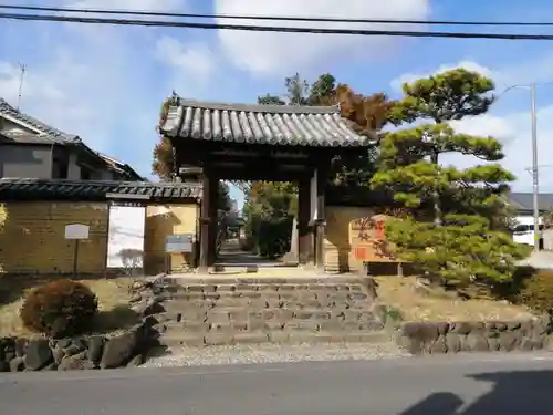 海龍王寺の山門