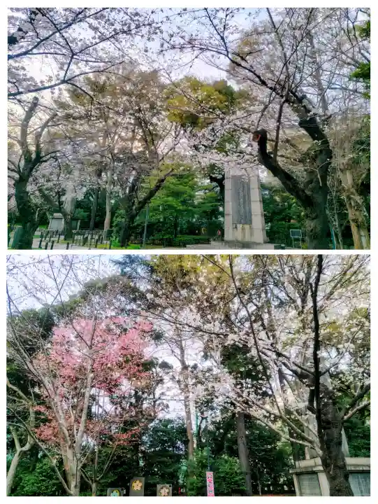 靖國神社の{uncategorized: "未分類", other: "その他", undefined: "問題あり", building: "その他建物", grave: "お墓", sacred_gate: "鳥居", guardian: "狛犬", statue: "像", buddha: "仏像", history: "歴史", nature: "自然", garden: "庭園", animal: "動物", pagoda: "塔", temizu: "手水舎", mountain_gate: "山門・神門", sanctuary: "本殿・本堂", subordinate: "末社・摂社", art: "芸術", scenery: "景色", jizo: "地蔵", ema: "絵馬", goshuin: "御朱印", omikuji: "おみくじ", items: "授与品その他", amulet: "お守り", goshuincho: "御朱印帳", eats: "食事", festival: "お祭り", votive_dance: "神楽", shichigosan: "七五三参", wedding: "結婚式", experience: "体験その他", initially: "初詣", around: "周辺", anti_infection: "感染症対策"}