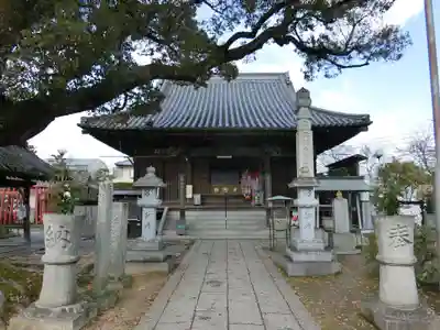 一宮寺の本殿・本堂