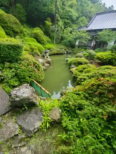 法雲寺の庭園