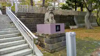 室蘭八幡宮の狛犬