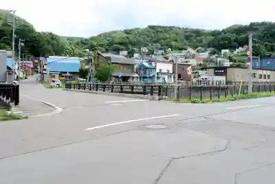 共成稲荷の周辺