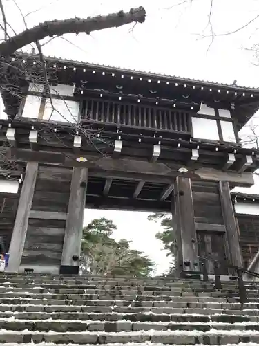 八幡秋田神社の山門・神門