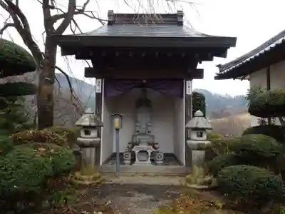 西源寺の末社・摂社