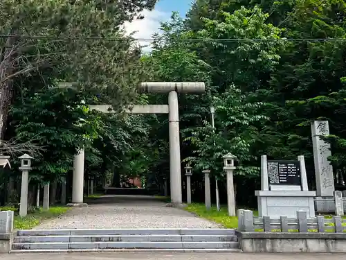 深川神社の鳥居