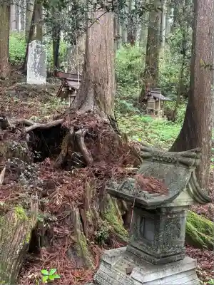 熊ノ木箒根神社のその他建物