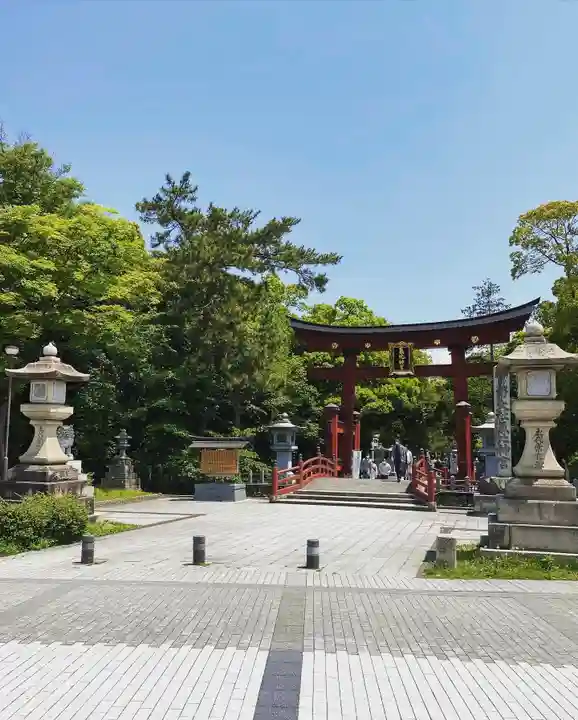 氣比神宮の鳥居