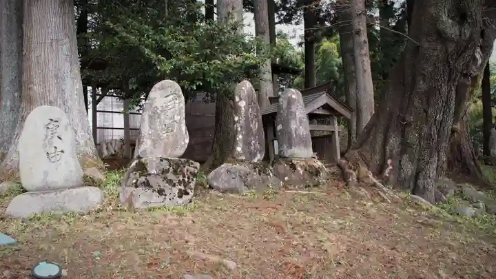 生岡神社のその他建物