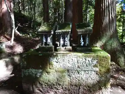 戸隠神社宝光社の末社・摂社
