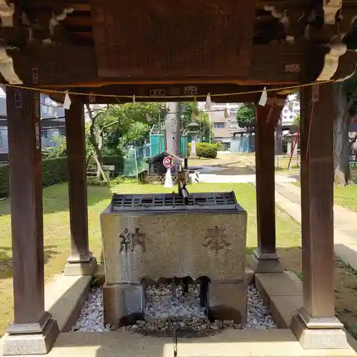 西向天神社の手水舎