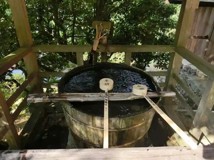 吉野水分神社(吉野町)の手水舎