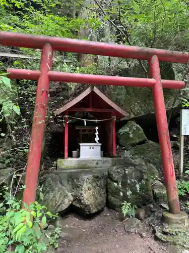 母の白滝神社(山梨県)