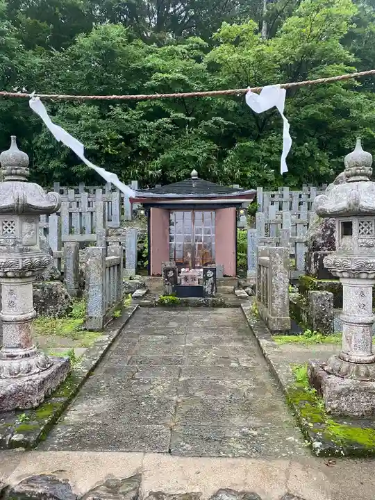 湯殿山神社(出羽三山神社)(山形県)