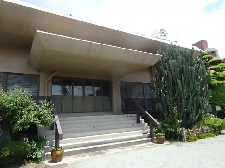 蓮光寺の本殿・本堂