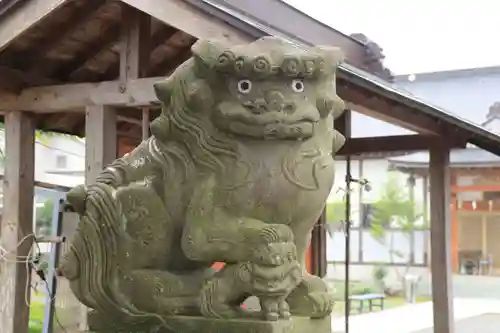 多田野本神社の狛犬