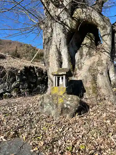 諏訪大社上社前宮(長野県)