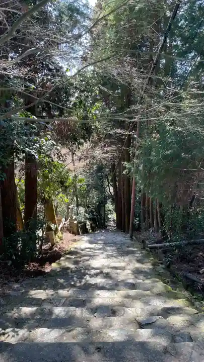 長命寺の{uncategorized: "未分類", other: "その他", undefined: "問題あり", building: "その他建物", grave: "お墓", sacred_gate: "鳥居", guardian: "狛犬", statue: "像", buddha: "仏像", history: "歴史", nature: "自然", garden: "庭園", animal: "動物", pagoda: "塔", temizu: "手水舎", mountain_gate: "山門・神門", sanctuary: "本殿・本堂", subordinate: "末社・摂社", art: "芸術", scenery: "景色", jizo: "地蔵", ema: "絵馬", goshuin: "御朱印", omikuji: "おみくじ", items: "授与品その他", amulet: "お守り", goshuincho: "御朱印帳", eats: "食事", festival: "お祭り", votive_dance: "神楽", shichigosan: "七五三参", wedding: "結婚式", experience: "体験その他", initially: "初詣", around: "周辺", anti_infection: "感染症対策"}