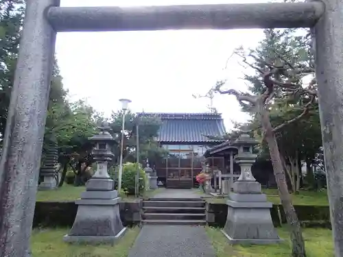 額西神社のその他建物