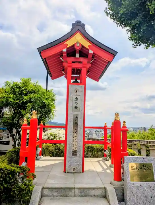 足利織姫神社の{uncategorized: "未分類", other: "その他", undefined: "問題あり", building: "その他建物", grave: "お墓", sacred_gate: "鳥居", guardian: "狛犬", statue: "像", buddha: "仏像", history: "歴史", nature: "自然", garden: "庭園", animal: "動物", pagoda: "塔", temizu: "手水舎", mountain_gate: "山門・神門", sanctuary: "本殿・本堂", subordinate: "末社・摂社", art: "芸術", scenery: "景色", jizo: "地蔵", ema: "絵馬", goshuin: "御朱印", omikuji: "おみくじ", items: "授与品その他", amulet: "お守り", goshuincho: "御朱印帳", eats: "食事", festival: "お祭り", votive_dance: "神楽", shichigosan: "七五三参", wedding: "結婚式", experience: "体験その他", initially: "初詣", around: "周辺", anti_infection: "感染症対策"}