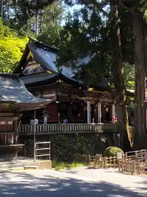 三峯神社の本殿・本堂
