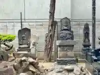 龍松寺の{uncategorized: "未分類", other: "その他", undefined: "問題あり", building: "その他建物", grave: "お墓", sacred_gate: "鳥居", guardian: "狛犬", statue: "像", buddha: "仏像", history: "歴史", nature: "自然", garden: "庭園", animal: "動物", pagoda: "塔", temizu: "手水舎", mountain_gate: "山門・神門", sanctuary: "本殿・本堂", subordinate: "末社・摂社", art: "芸術", scenery: "景色", jizo: "地蔵", ema: "絵馬", goshuin: "御朱印", omikuji: "おみくじ", items: "授与品その他", amulet: "お守り", goshuincho: "御朱印帳", eats: "食事", festival: "お祭り", votive_dance: "神楽", shichigosan: "七五三参", wedding: "結婚式", experience: "体験その他", initially: "初詣", around: "周辺", anti_infection: "感染症対策"}