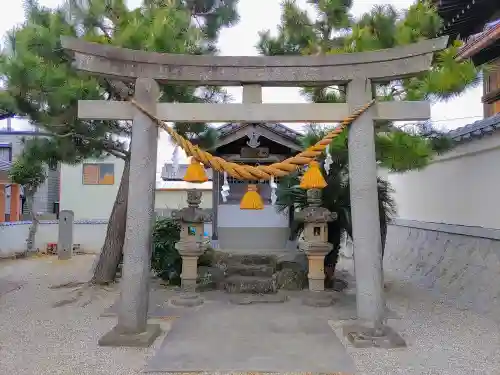 井内八幡宮の鳥居