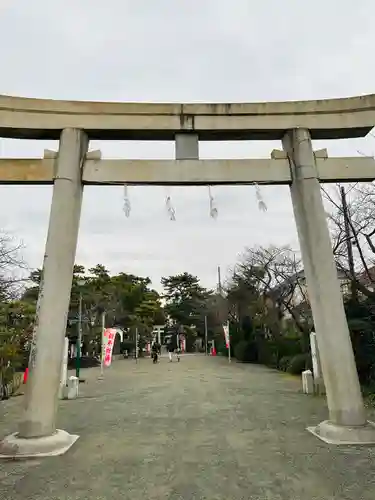 片瀬諏訪神社の鳥居