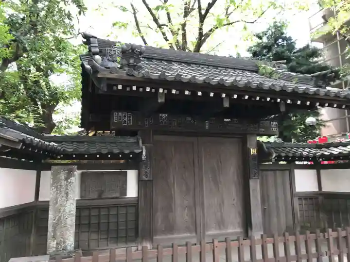 蓮乗寺の山門・神門