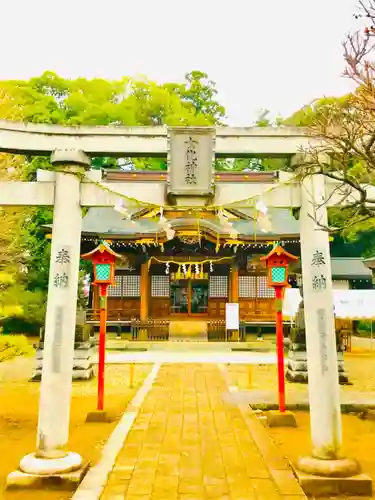 女化神社の鳥居