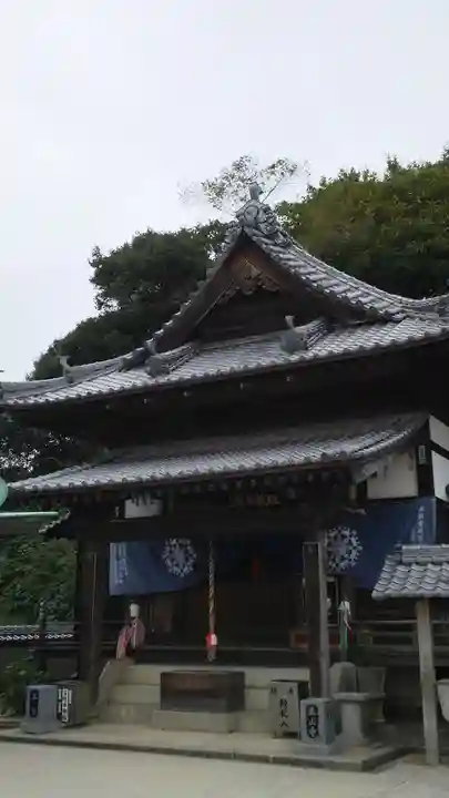 泰山寺の本殿・本堂