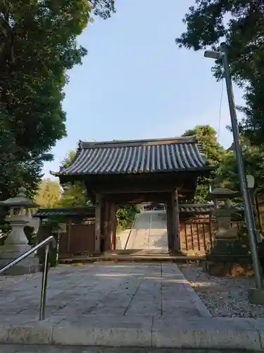 妙立寺の山門