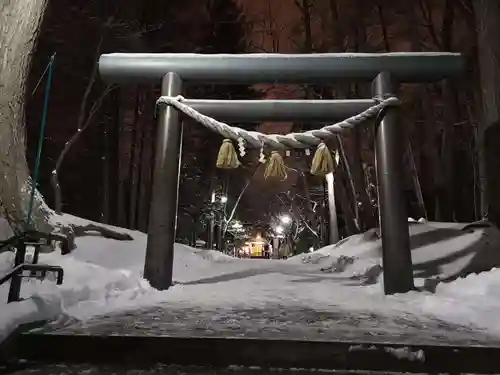 大谷地神社の鳥居