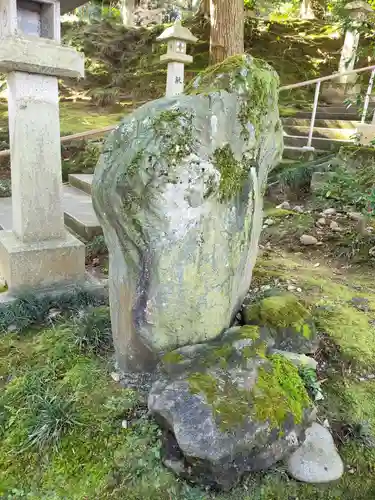 大伴神社の塔