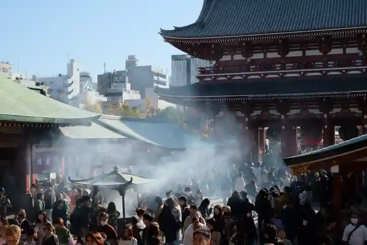 浅草寺の{uncategorized: "未分類", other: "その他", undefined: "問題あり", building: "その他建物", grave: "お墓", sacred_gate: "鳥居", guardian: "狛犬", statue: "像", buddha: "仏像", history: "歴史", nature: "自然", garden: "庭園", animal: "動物", pagoda: "塔", temizu: "手水舎", mountain_gate: "山門・神門", sanctuary: "本殿・本堂", subordinate: "末社・摂社", art: "芸術", scenery: "景色", jizo: "地蔵", ema: "絵馬", goshuin: "御朱印", omikuji: "おみくじ", items: "授与品その他", amulet: "お守り", goshuincho: "御朱印帳", eats: "食事", festival: "お祭り", votive_dance: "神楽", shichigosan: "七五三参", wedding: "結婚式", experience: "体験その他", initially: "初詣", around: "周辺", anti_infection: "感染症対策"}