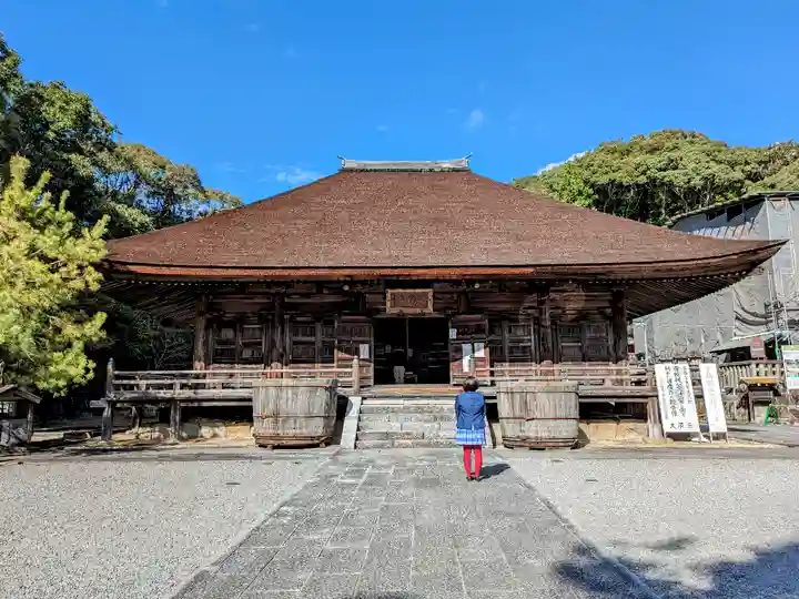 瀧山寺の本殿・本堂