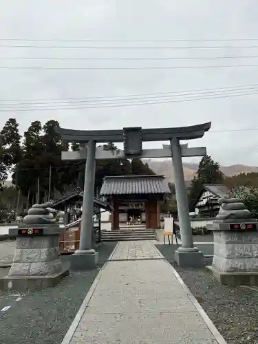 阿蘇白水龍神權現～白蛇神社～(熊本県)