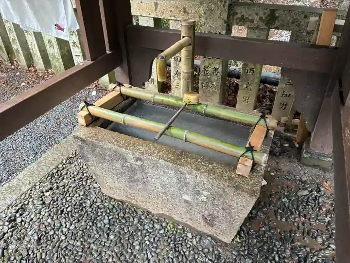 山科神社の{uncategorized: "未分類", other: "その他", undefined: "問題あり", building: "その他建物", grave: "お墓", sacred_gate: "鳥居", guardian: "狛犬", statue: "像", buddha: "仏像", history: "歴史", nature: "自然", garden: "庭園", animal: "動物", pagoda: "塔", temizu: "手水舎", mountain_gate: "山門・神門", sanctuary: "本殿・本堂", subordinate: "末社・摂社", art: "芸術", scenery: "景色", jizo: "地蔵", ema: "絵馬", goshuin: "御朱印", omikuji: "おみくじ", items: "授与品その他", amulet: "お守り", goshuincho: "御朱印帳", eats: "食事", festival: "お祭り", votive_dance: "神楽", shichigosan: "七五三参", wedding: "結婚式", experience: "体験その他", initially: "初詣", around: "周辺", anti_infection: "感染症対策"}