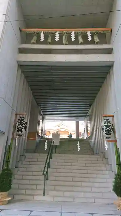 水天宮の山門・神門