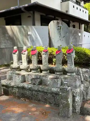 安楽寺の{uncategorized: "未分類", other: "その他", undefined: "問題あり", building: "その他建物", grave: "お墓", sacred_gate: "鳥居", guardian: "狛犬", statue: "像", buddha: "仏像", history: "歴史", nature: "自然", garden: "庭園", animal: "動物", pagoda: "塔", temizu: "手水舎", mountain_gate: "山門・神門", sanctuary: "本殿・本堂", subordinate: "末社・摂社", art: "芸術", scenery: "景色", jizo: "地蔵", ema: "絵馬", goshuin: "御朱印", omikuji: "おみくじ", items: "授与品その他", amulet: "お守り", goshuincho: "御朱印帳", eats: "食事", festival: "お祭り", votive_dance: "神楽", shichigosan: "七五三参", wedding: "結婚式", experience: "体験その他", initially: "初詣", around: "周辺", anti_infection: "感染症対策"}