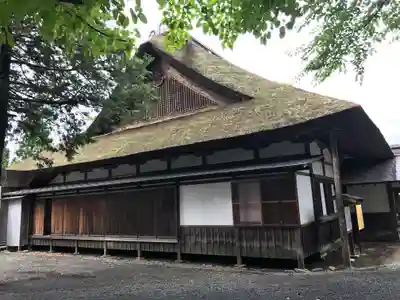 革秀寺の本殿・本堂